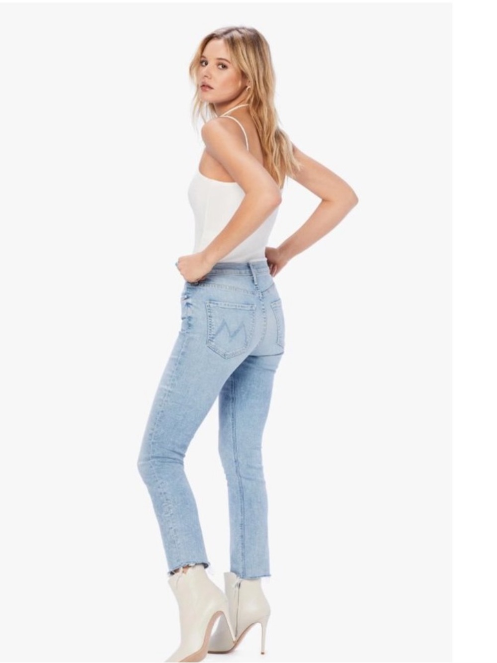 Women’s New Mother Mid Rise Dazzler Ankle Fray Wash Reading By The Pool Jeans - Picture 3 of 12